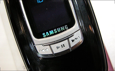 Samsung SGH-E738