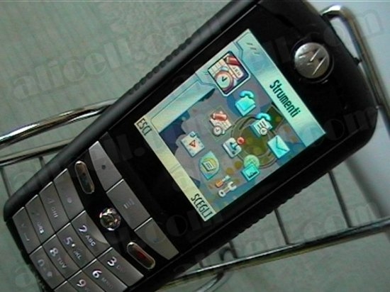 Motorola E398