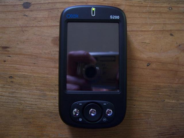 QTek S200