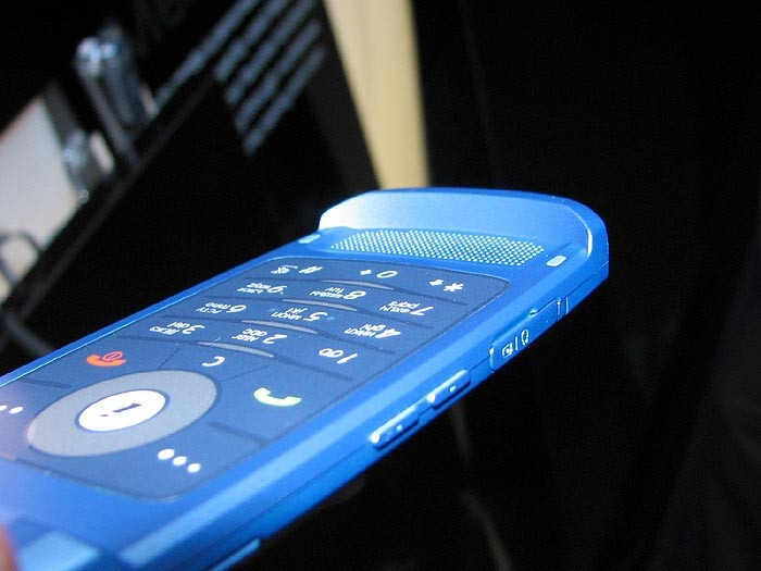 Samsung D830
